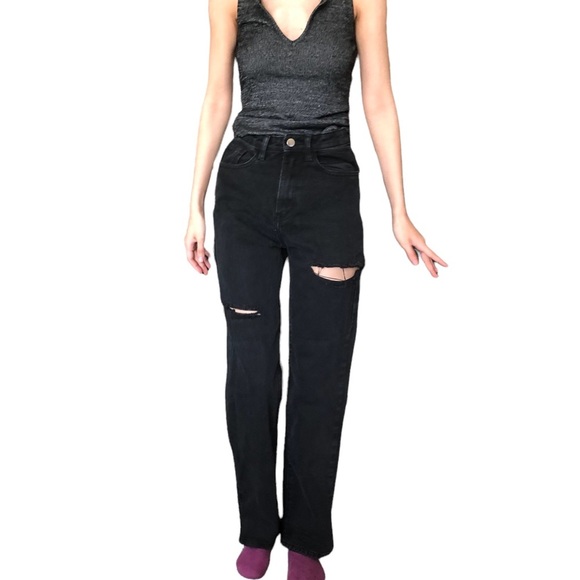 Prettylittlething Petite dark high-waisted distress jeans - Picture 4 of 15